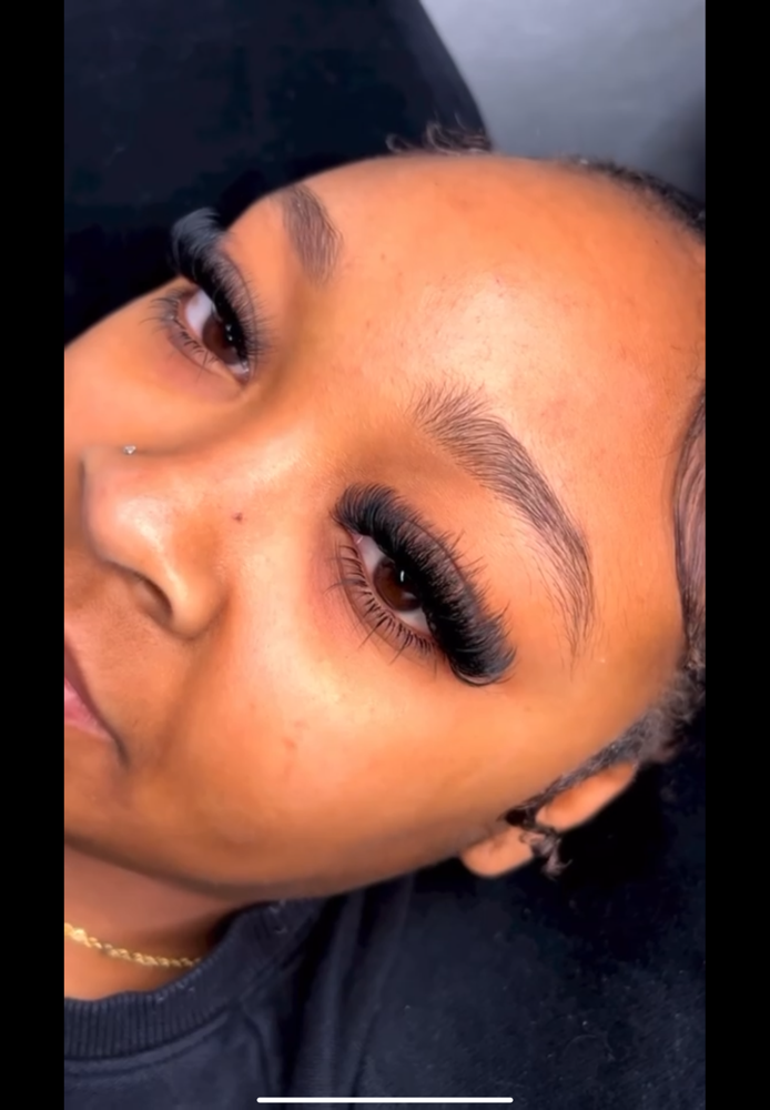 Volume Lash Extensions