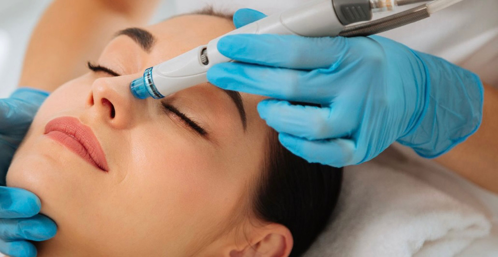 Signature Hydrofacial