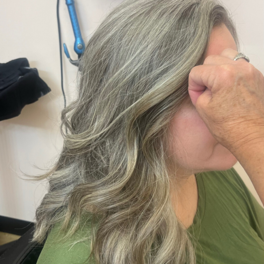 Color Gloss at Wild Hair Spa in Westmoreland, TN