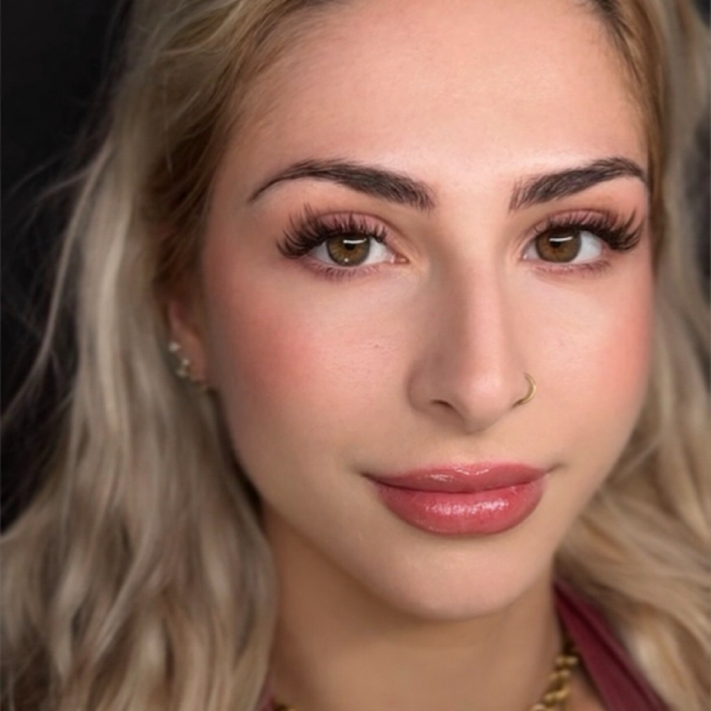 Brown Lash Set at Die Pretty LLC in Jacksonville, FL