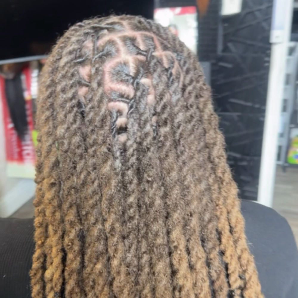 Medium Retwist And Style at Nikki The Stylist in Elk Grove, CA