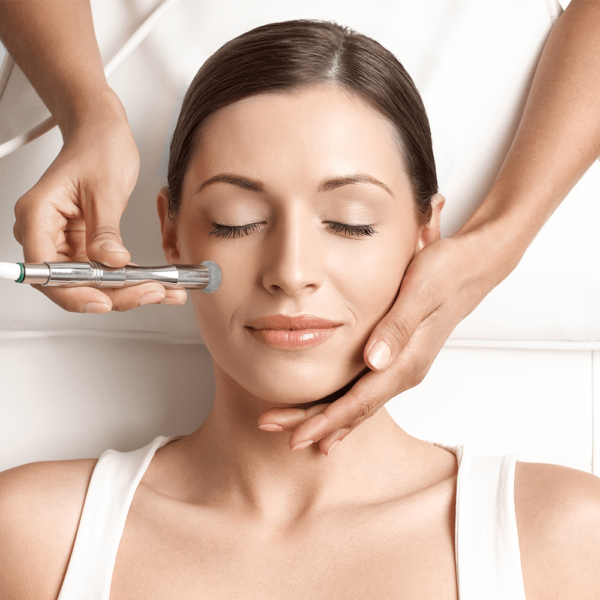 MICRODERMABRASION FACIAL