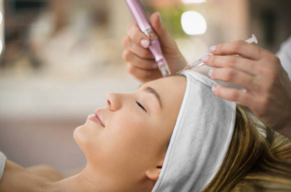 Microneedling Therapy Facial