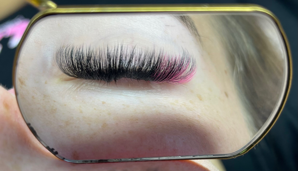 color lashes