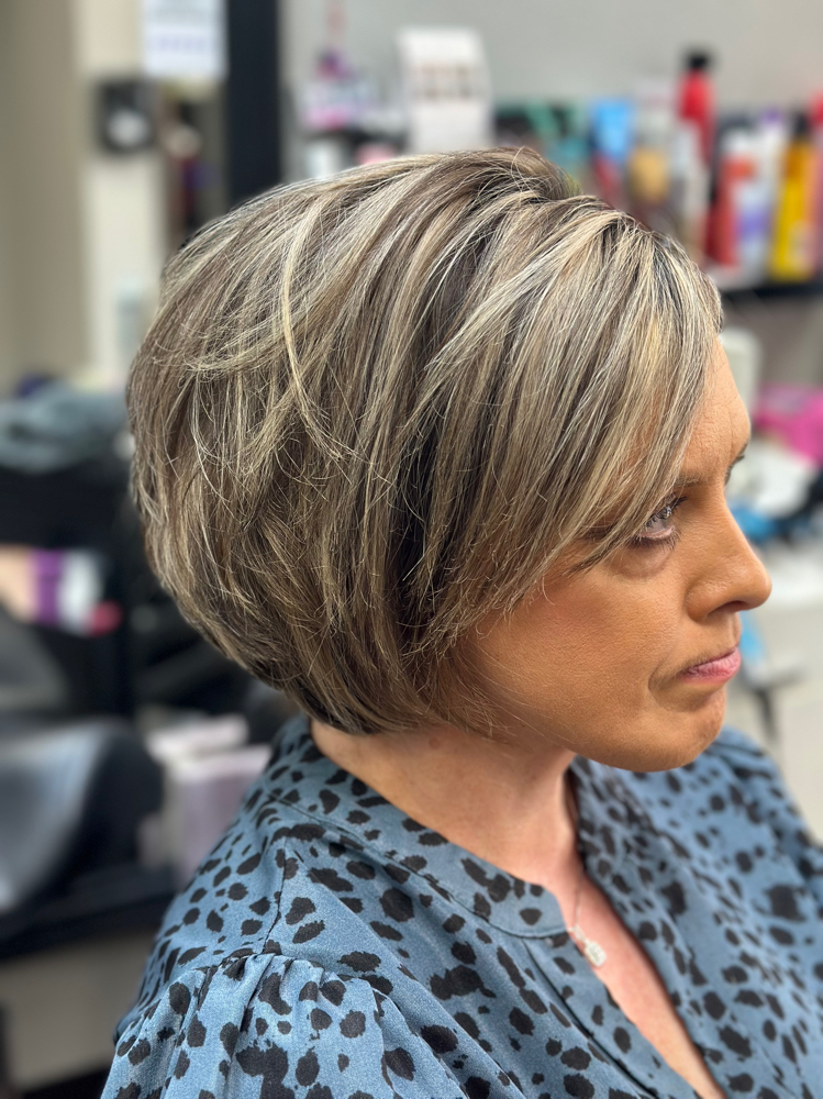 Women's Cut & Style