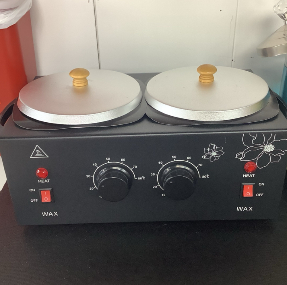 Eyebrowl Wax at ETX CUTS LLC in Elkhart, TX