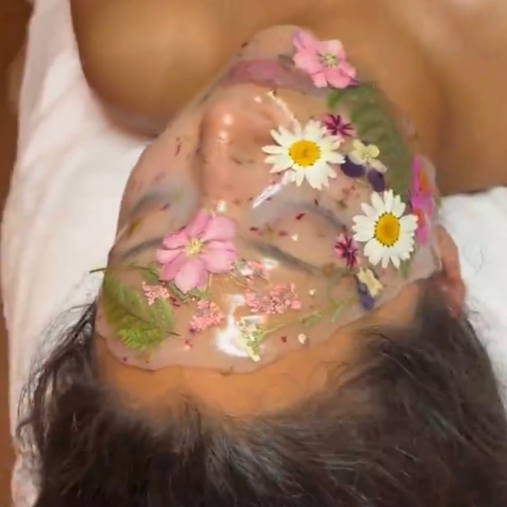 Add-On Hydrojelly Mask + Petals