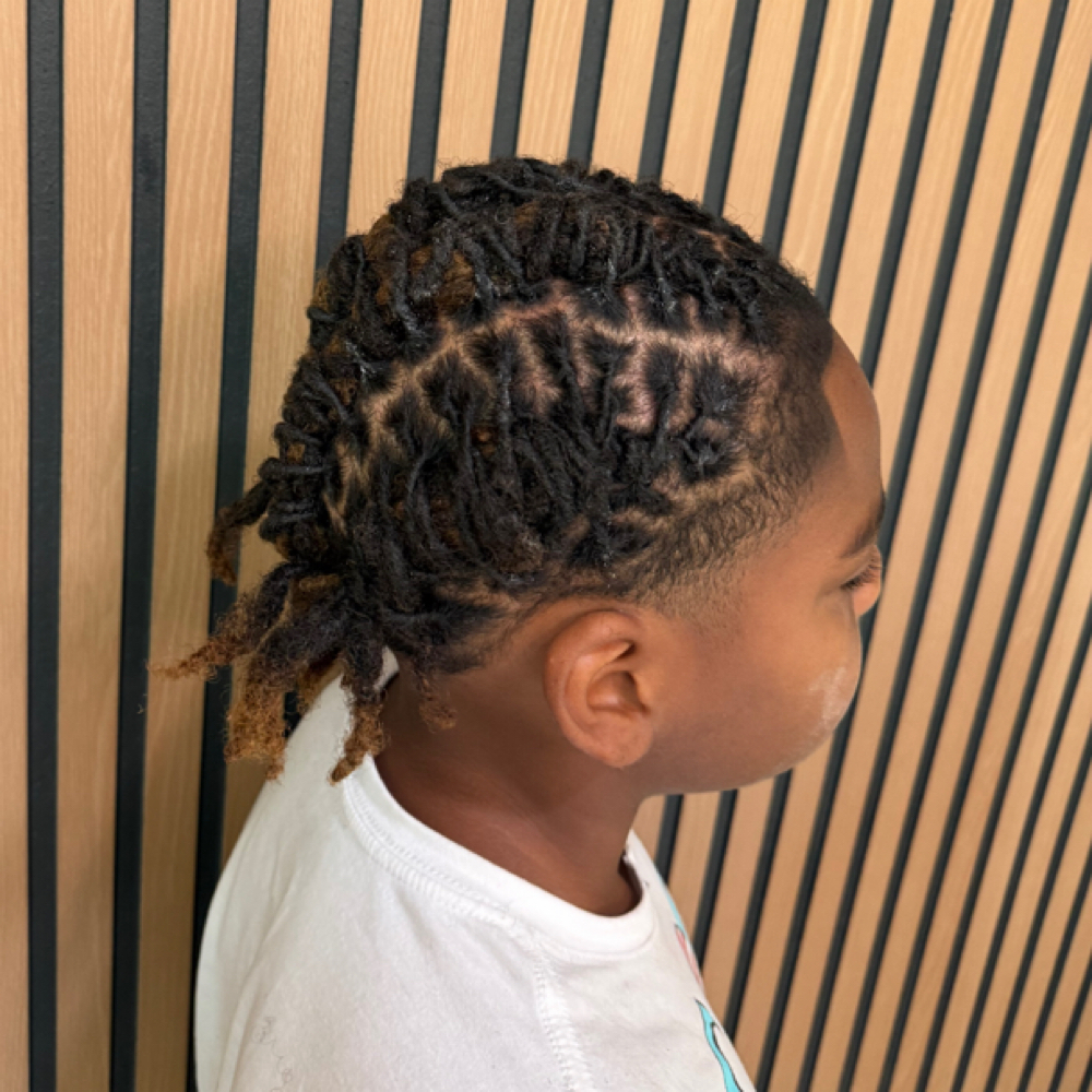 Retwist at Dejaunia Hair Therapy in Mansfield, TX