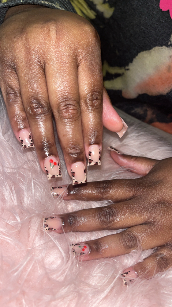 Short Duck Nails