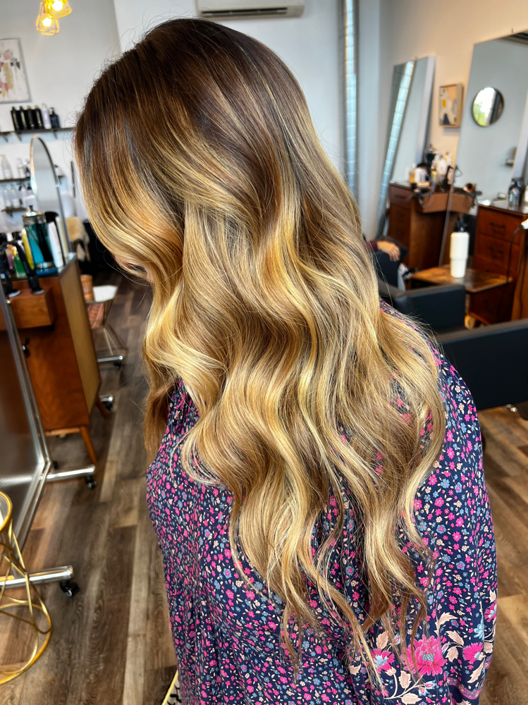 Consultation: Hair Extensions