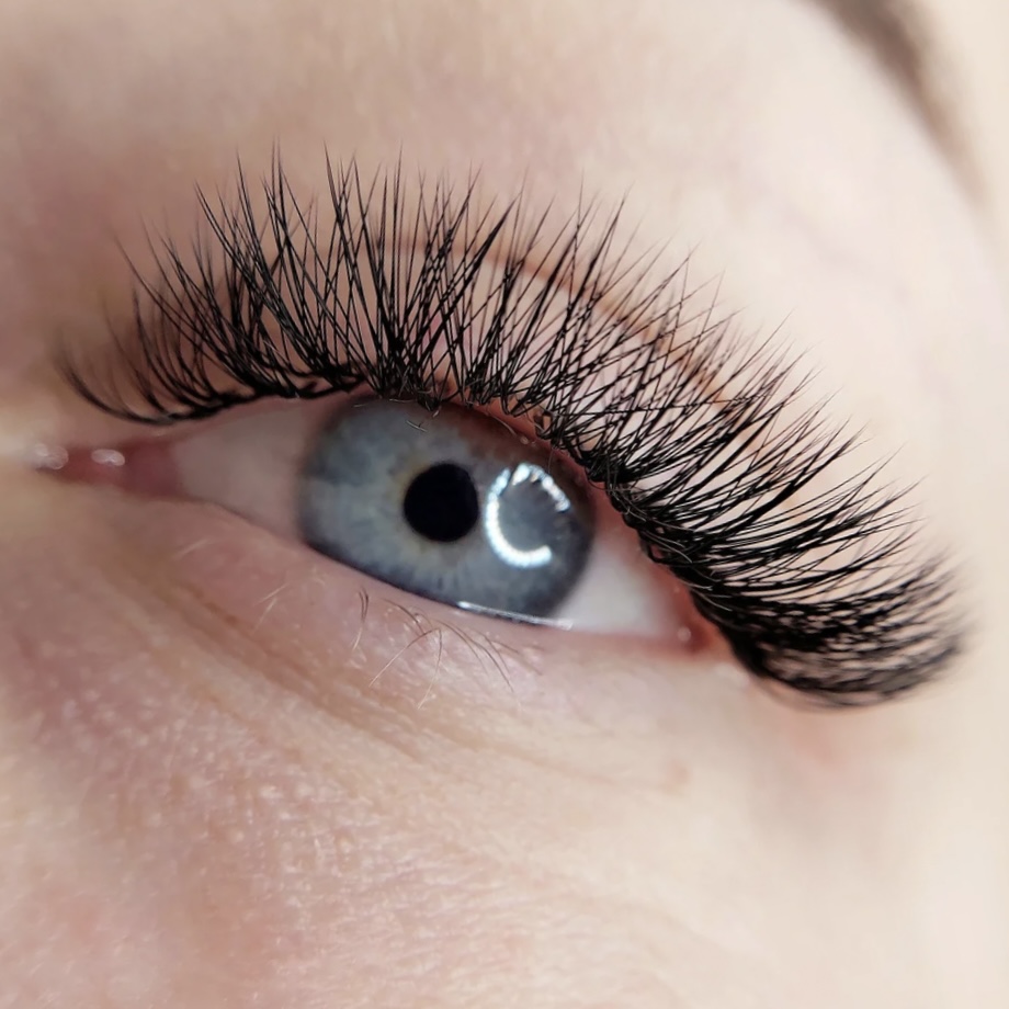May Hawaiian Lash Design