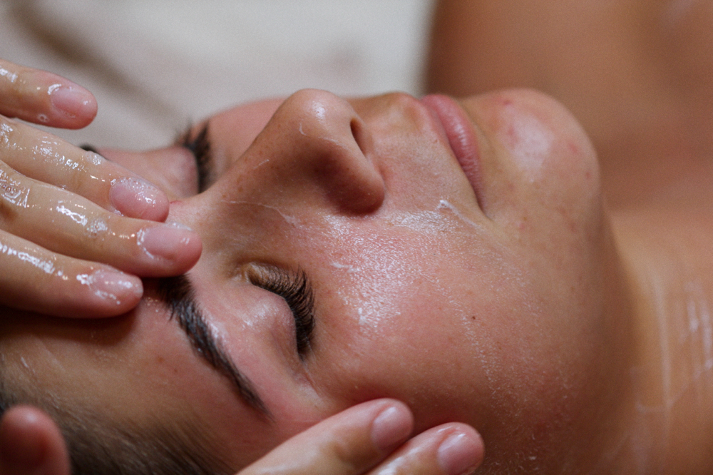 Serenus Custom Facial 90 mins