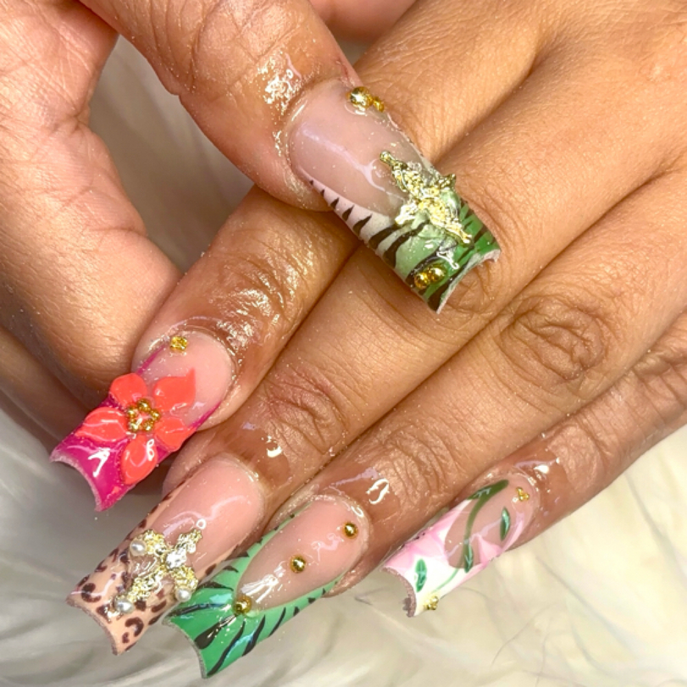 Nailart Acrylic  (long) at Mini in Columbus, OH