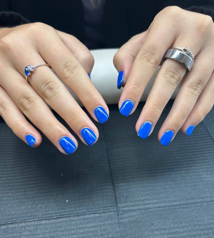 Gel Manicure (Solid Color)