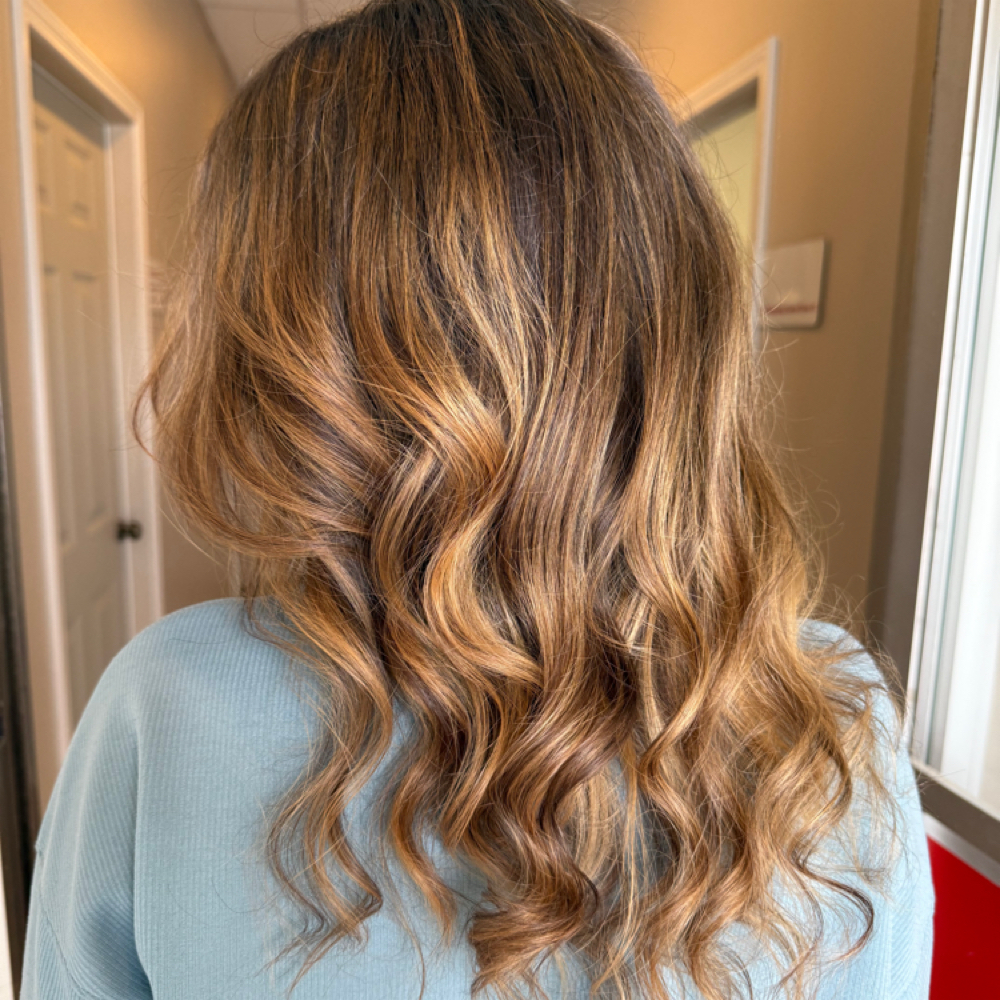 Dimensional Color at Double Eagle Salon in Baker, MT