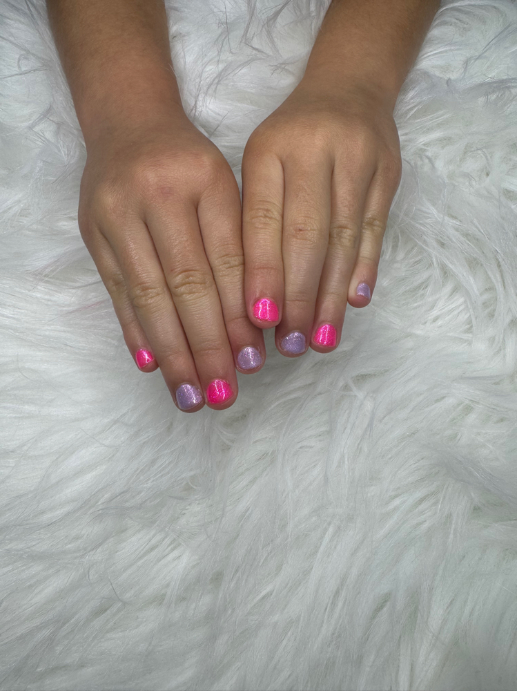 Mini manicure 7yr And Under.