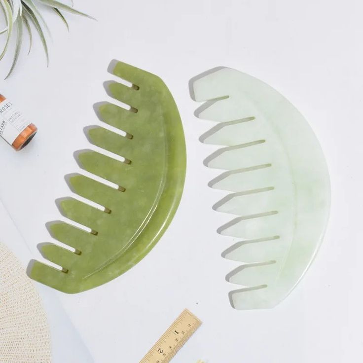 Jade comb Scalp Treatment