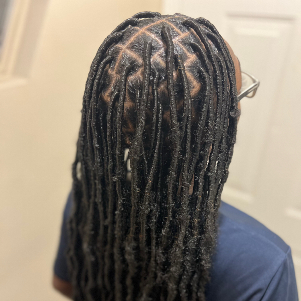 Soft Locs/Without Curls