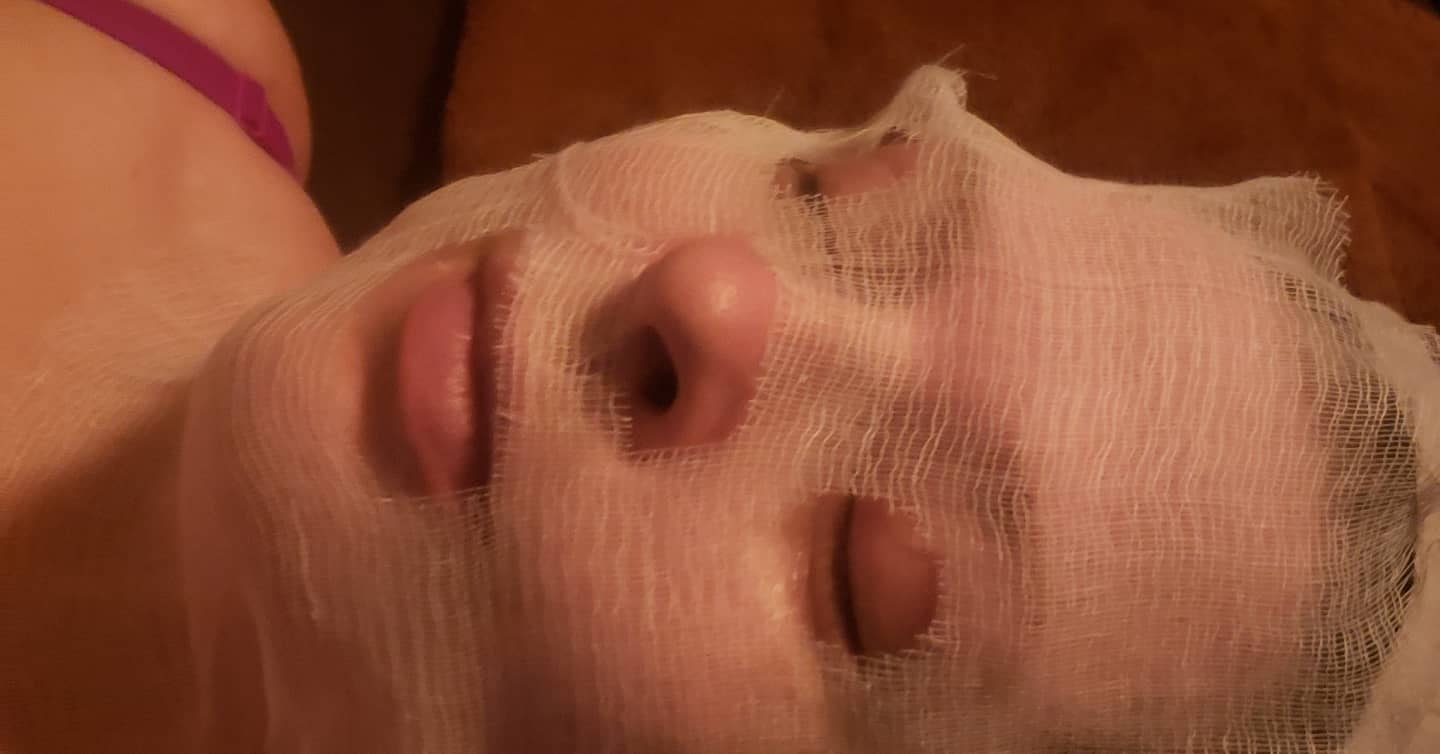 High-Frequency Hydrating Facial