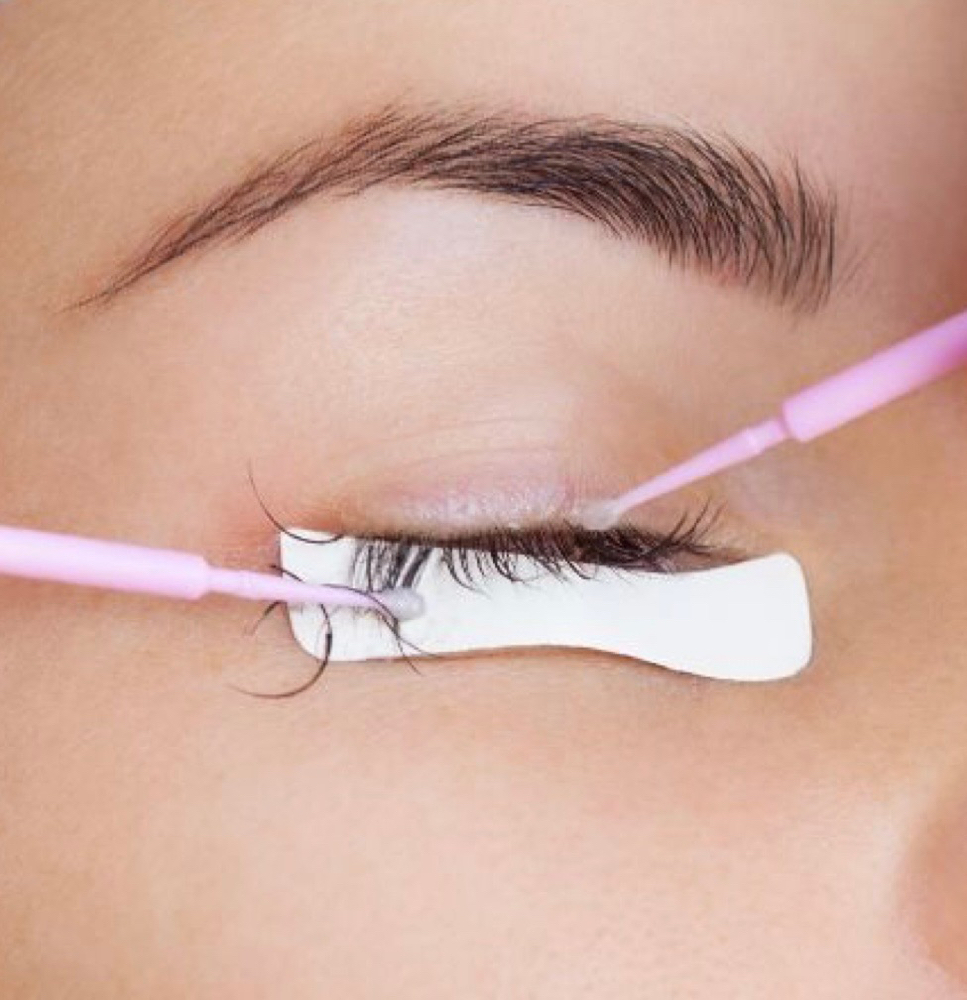 Lash Removal
