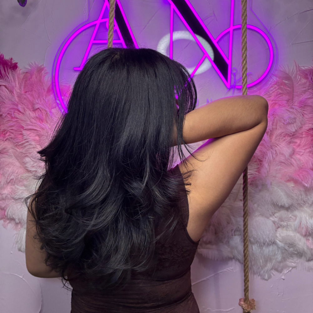 Weft Extension Installation at AN Beauty Lounge in Cedar Hill, TX