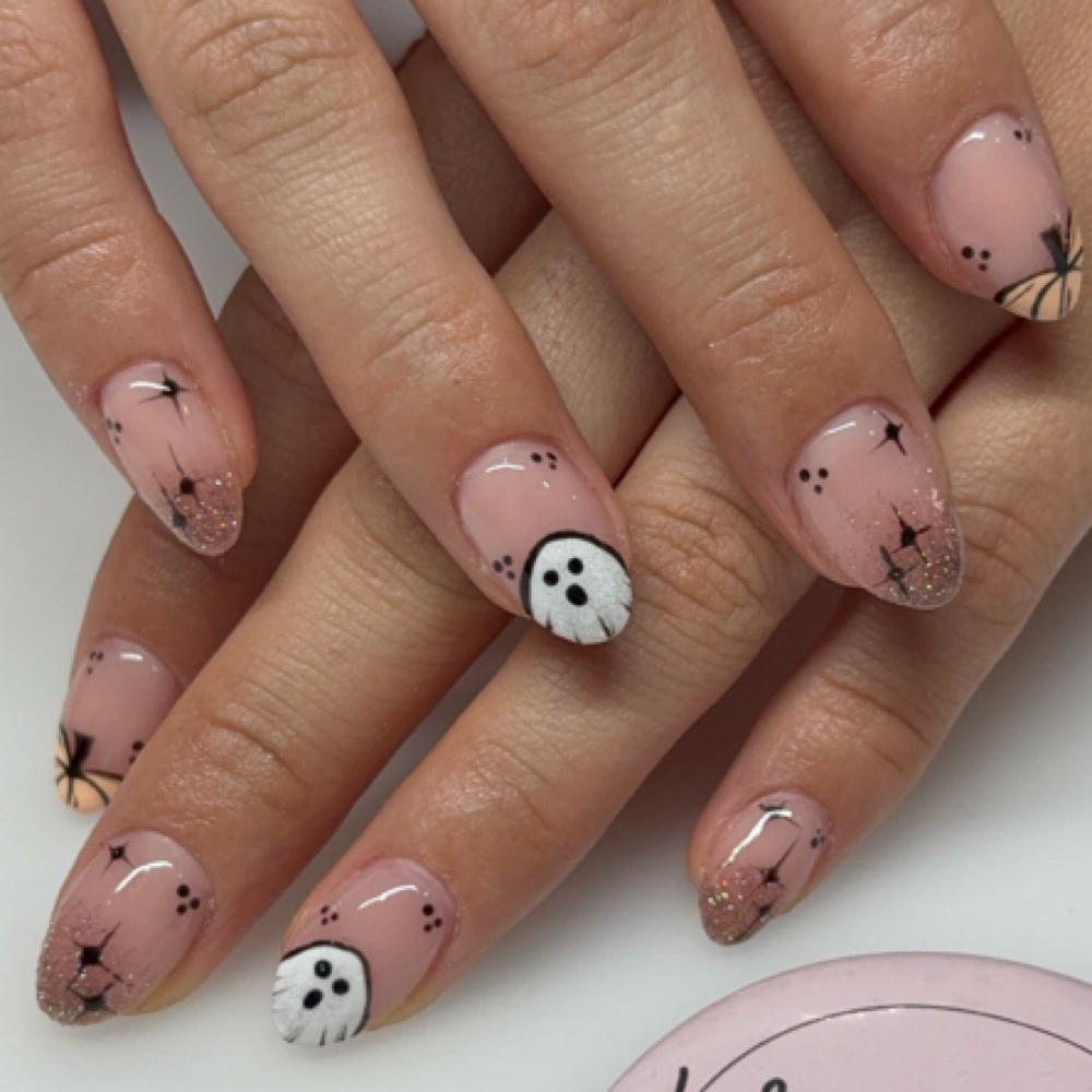 Halloween Promo Sets💕 at Pretty Nails & Esthetics in Berwyn, IL