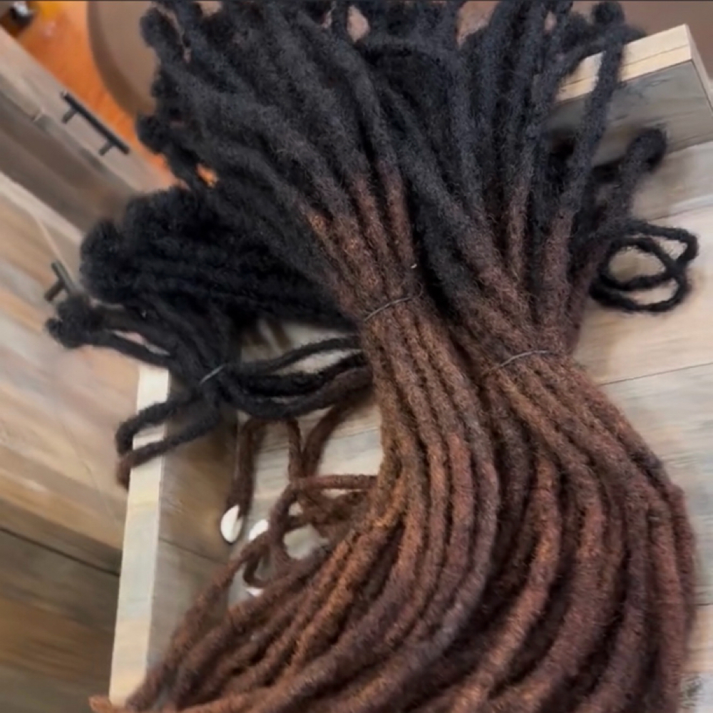 Loc Extensions/ Reattachments at Ecstatic Crowns in Inglewood, CA