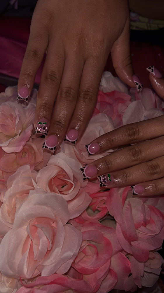 Soak off🎀 at Nails by Val in Powder springs and alpharetta, GA