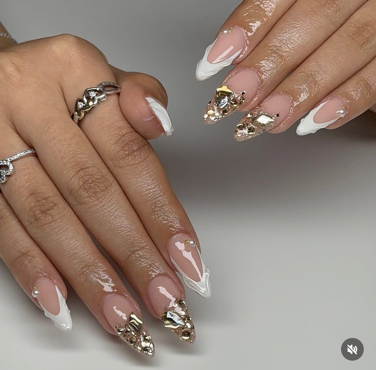 Nail Service & Lashes