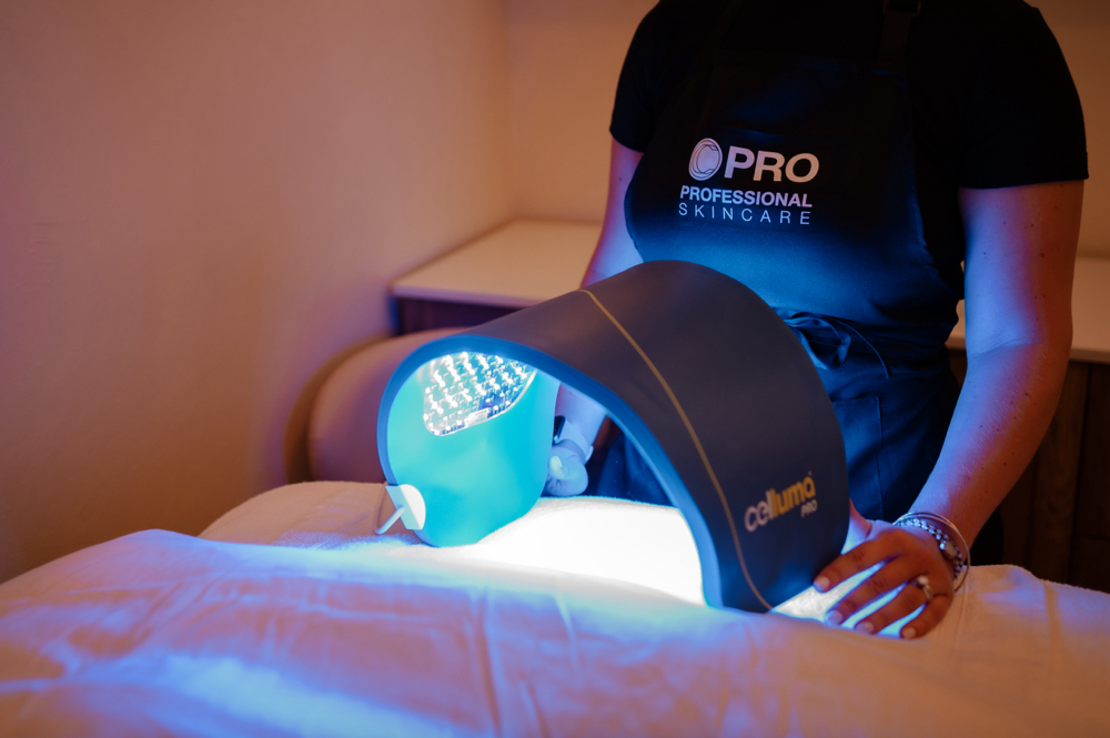 LED Light Therapy Facial