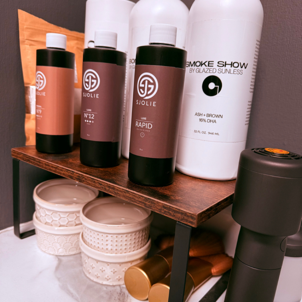 Spray Tan at Avery Smith- Harmony Ambellish South in Marshalltown, IA