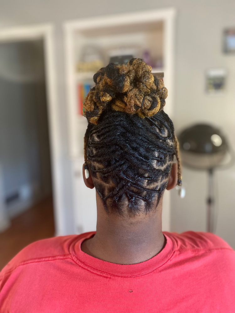 Loc Retwist & Style (Full Head)