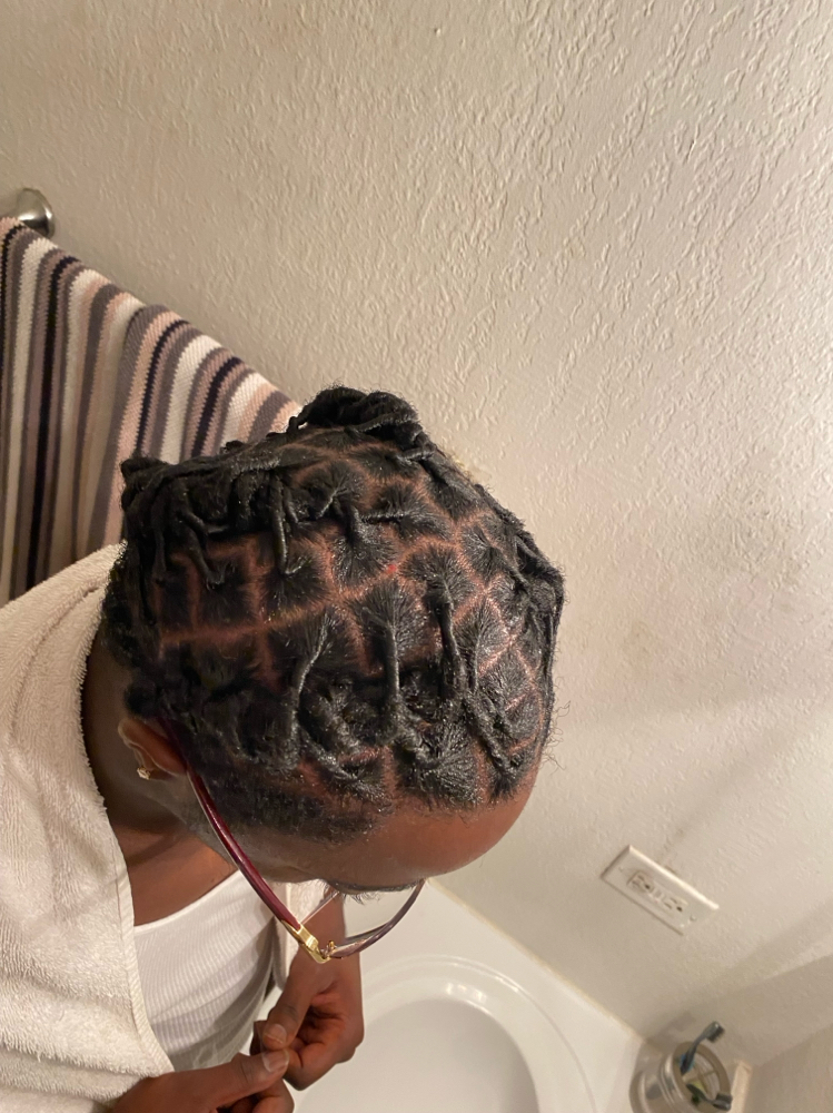 Barrels at TheBratZHouse in Houston, IL