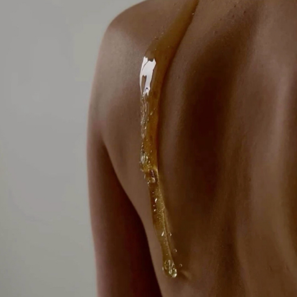 Back Wax at Ver Bella in Commerce City, CO