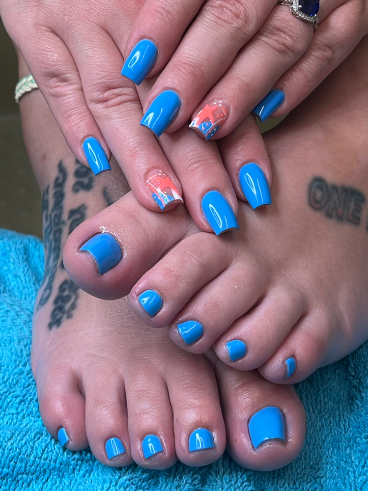 Mani Pedi