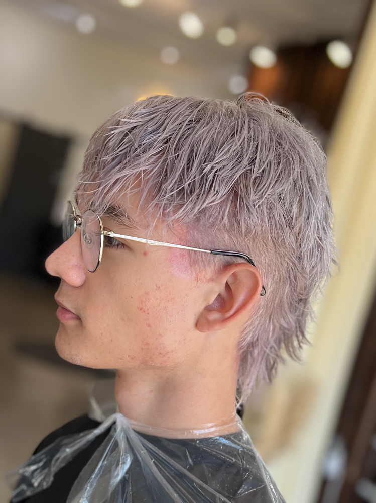 Men full bleach out at Natalie Munoz in El Paso, TX