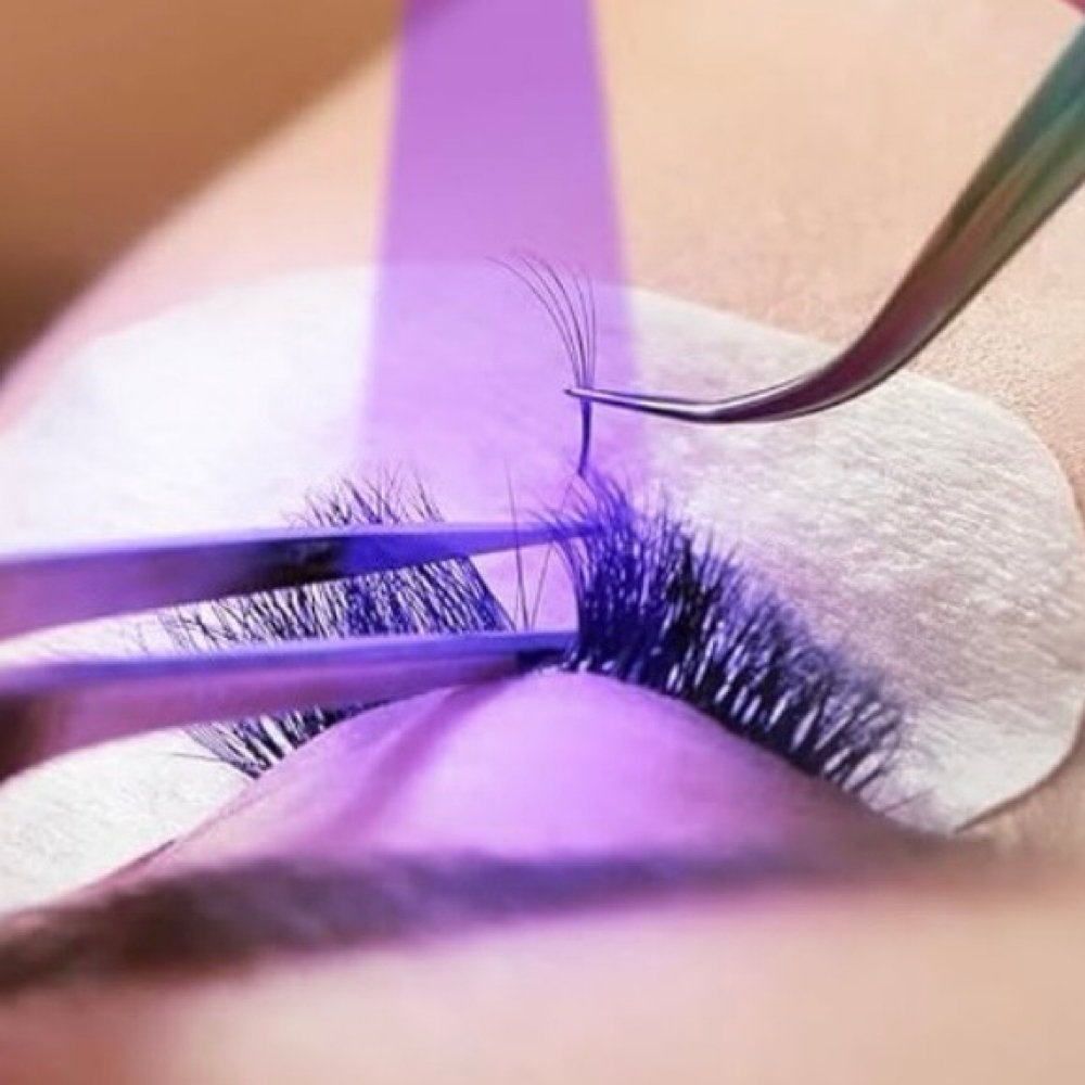Led Lash Extensions Add On at EverLash Georgetown by Huyen Pham . 1010 Wisconsin Ave NW Suite 330 in Washington, DC