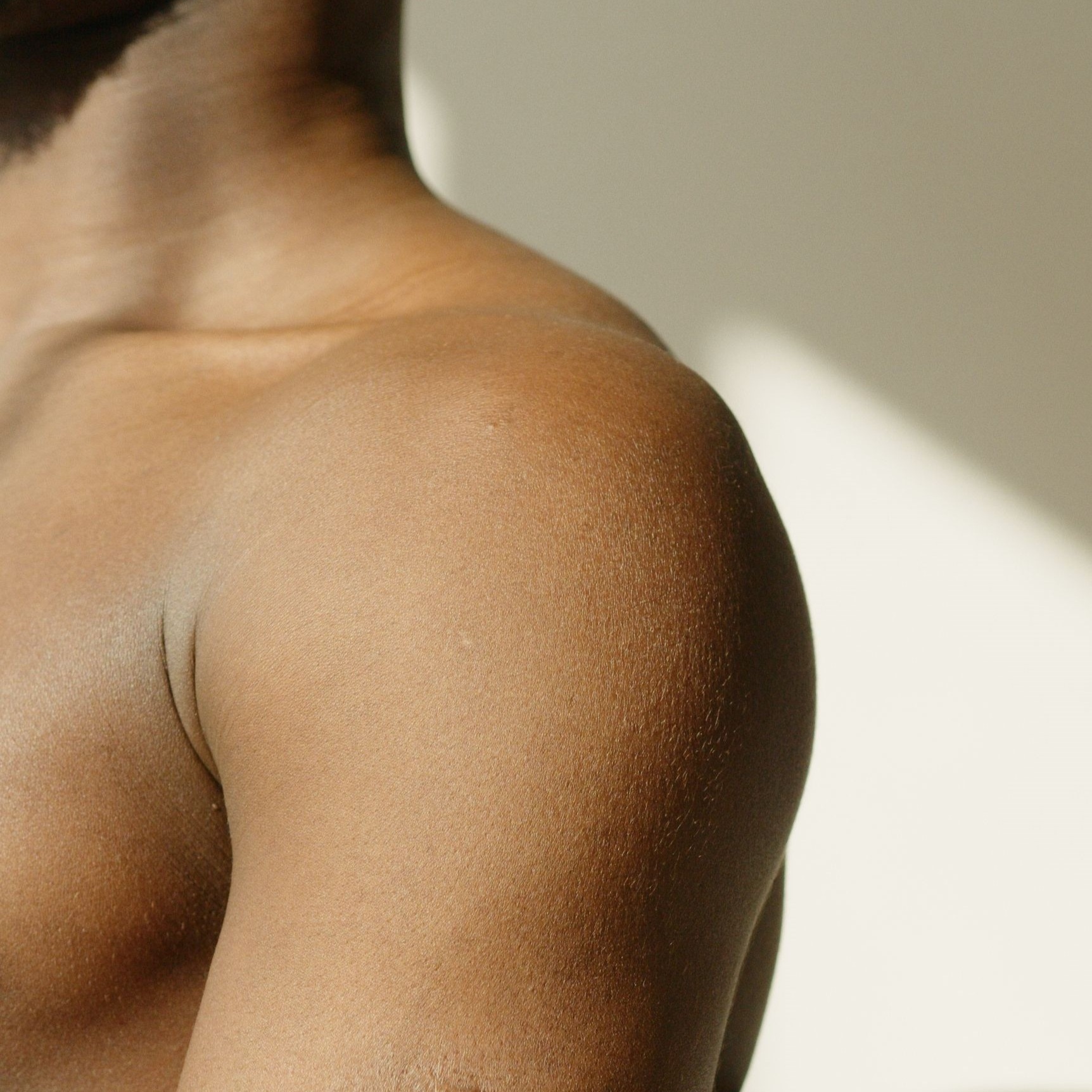 Shoulders (Sugar) at Sun & Sugar Studio in Eagle Mountain, UT