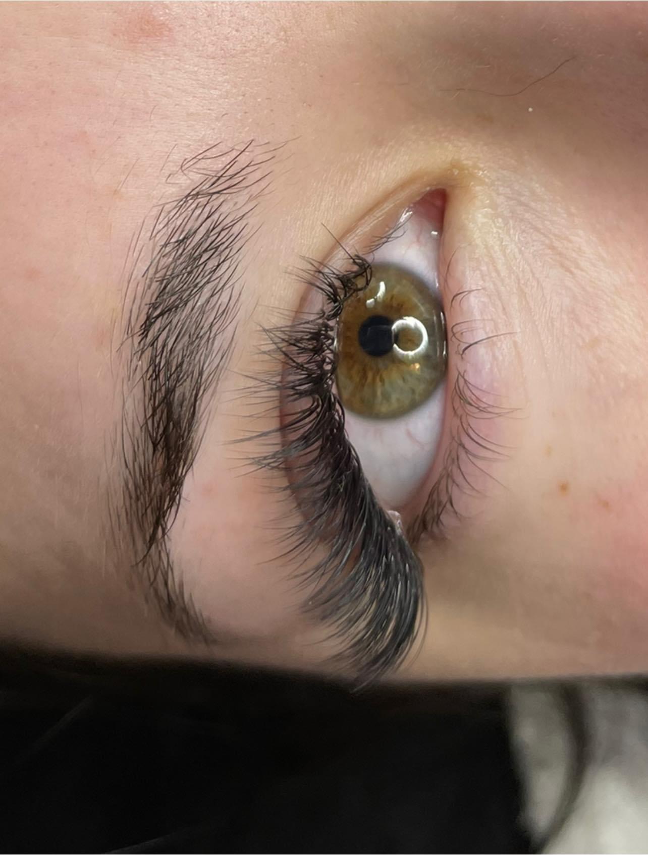 Hybrid Lash Extensions