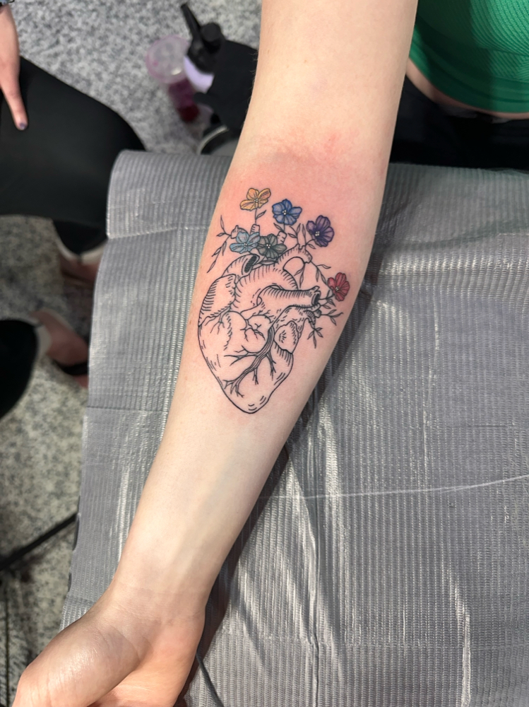 Fine Line Tattoo