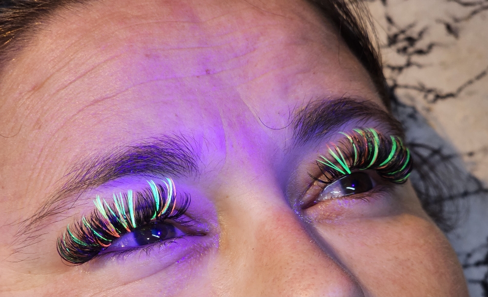 Eyelash Extension Color Pop (Addon)