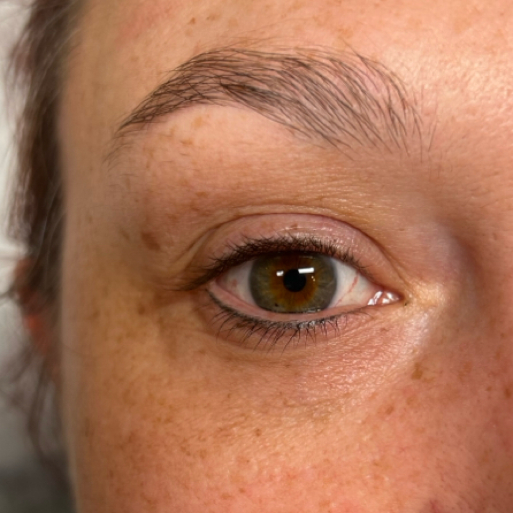 Bottom EYELINER at Permanent MakeUp Studio by Laura Valtere in Key west, FL