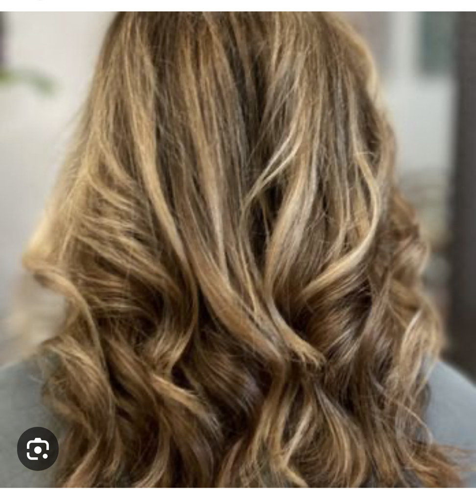 Sexy Bouncy Blowdry Style