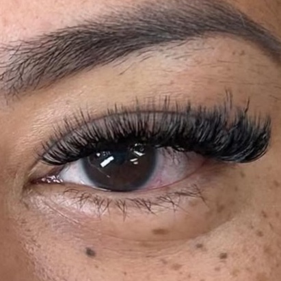 Signature Custom Full Set at Romi Lash Society in Westchase, FL