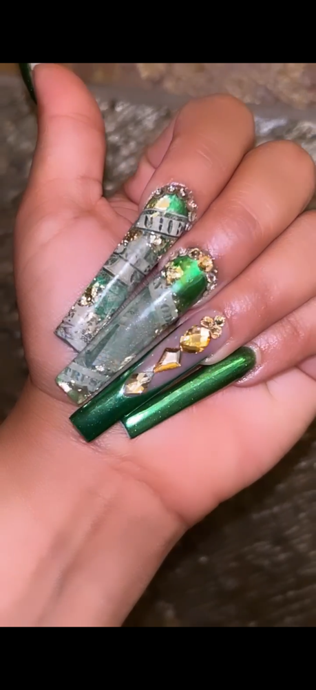 Chrome nails