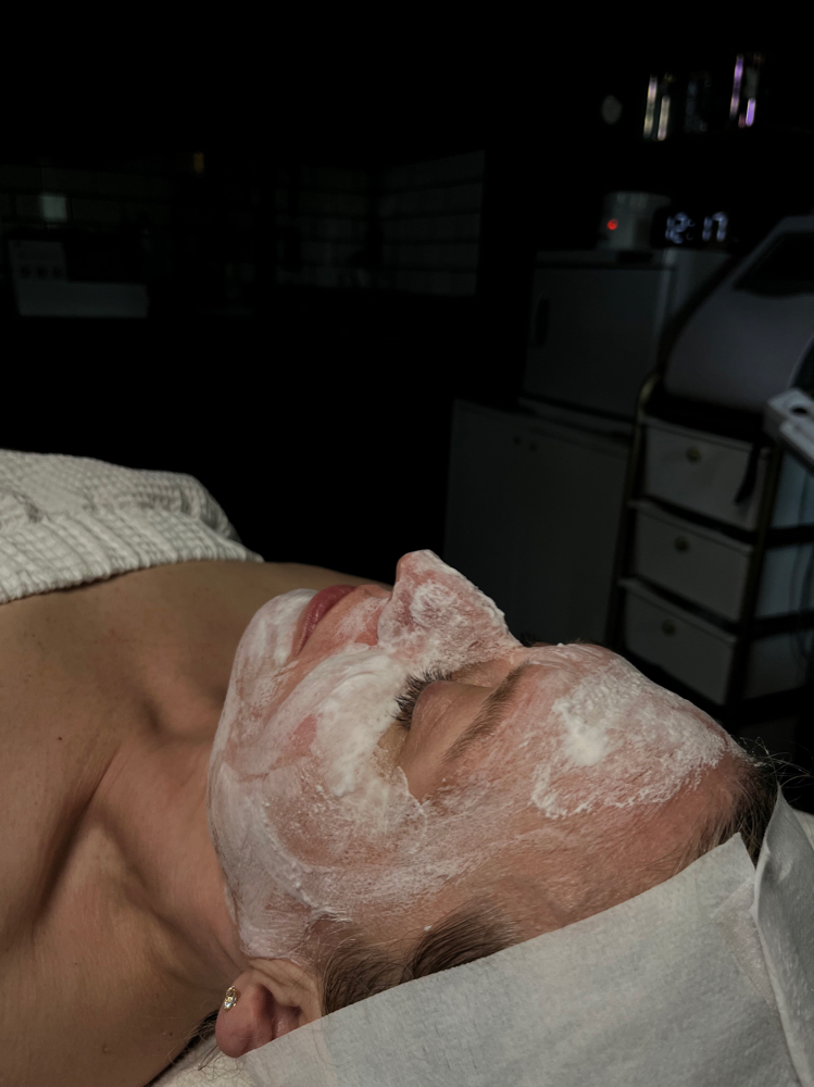 Oxygen Glow at Cara Bella Esthetics in Tempe, AZ