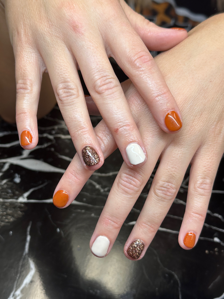 Luxe Builder Gel Mani