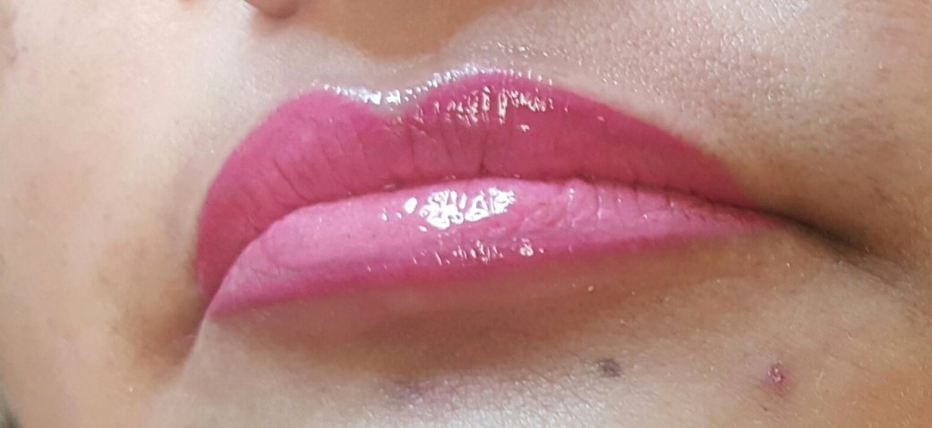 Follow Up Refresh Full Lips