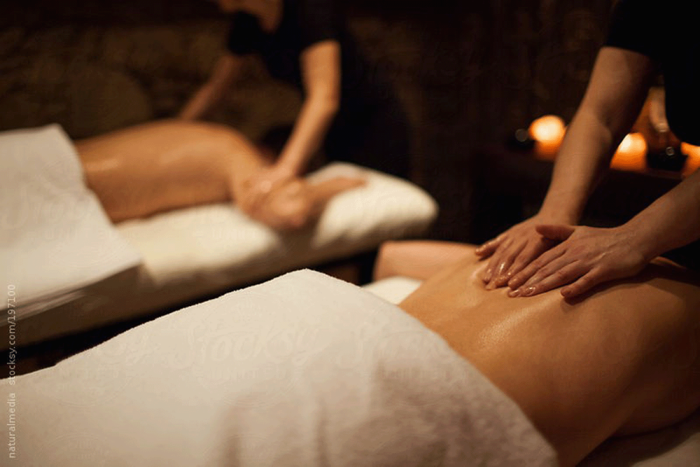 60 Minute Couple's Massage