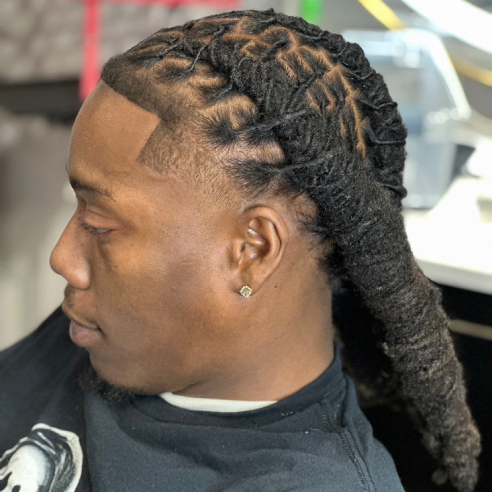 The Loc Experience at Experience Beauty Salon in Olive Branch, MS
